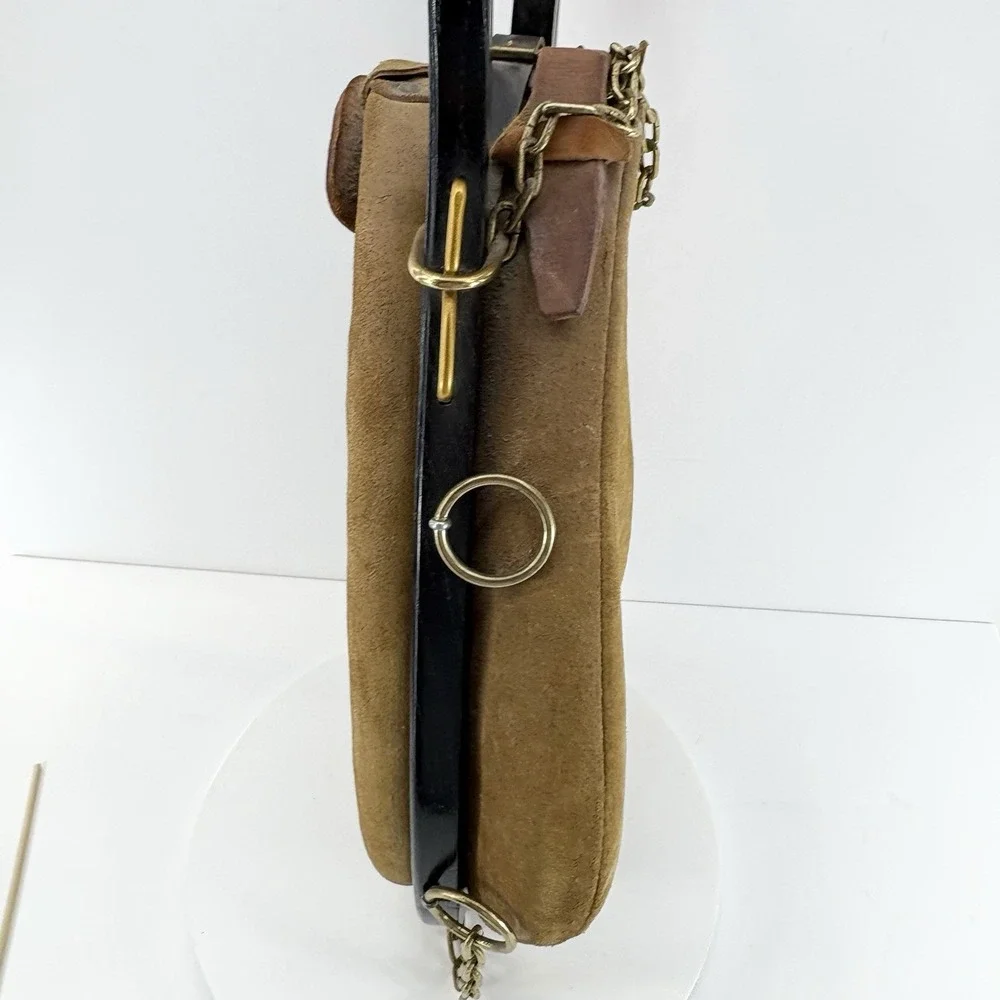 The Unbranded Brand horse collar